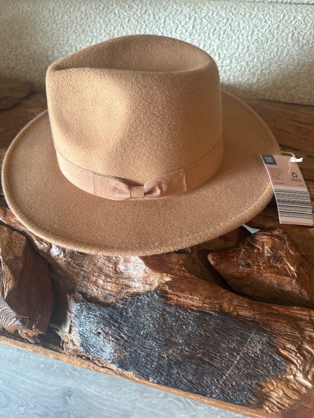Serra felt hat